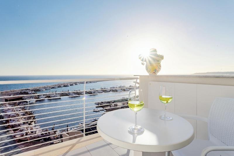 Hibrido Boutique Hotel Spa image