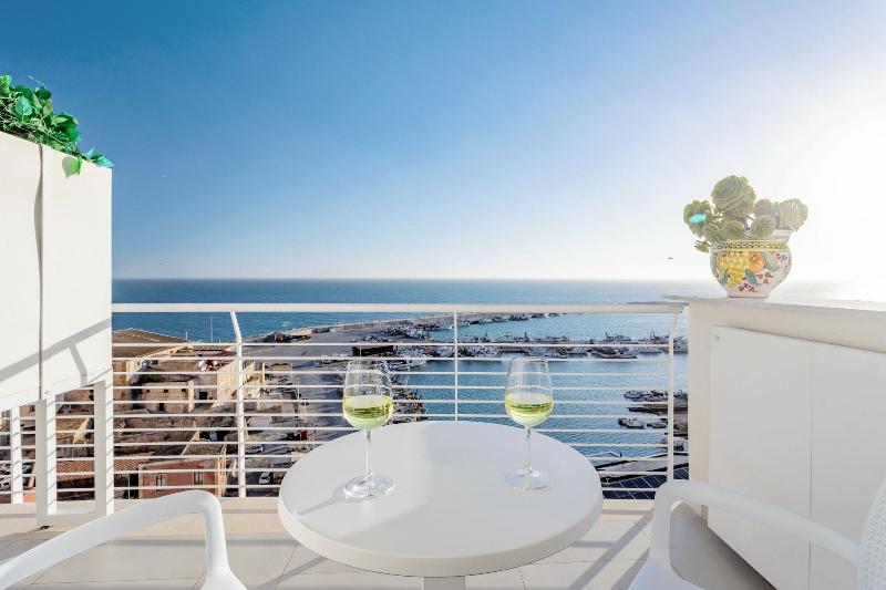 Hibrido Boutique Hotel Spa image