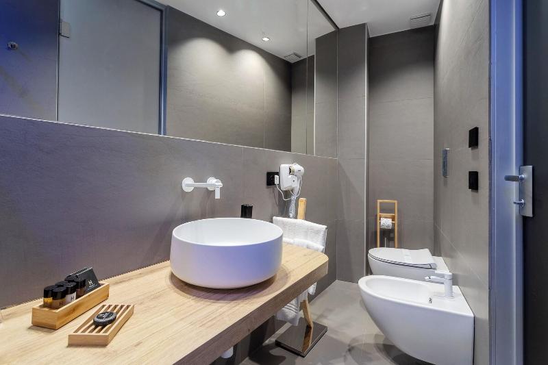 Hibrido Boutique Hotel Spa image