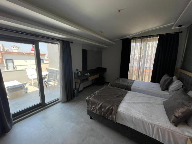 Peramis Hotel Spa image