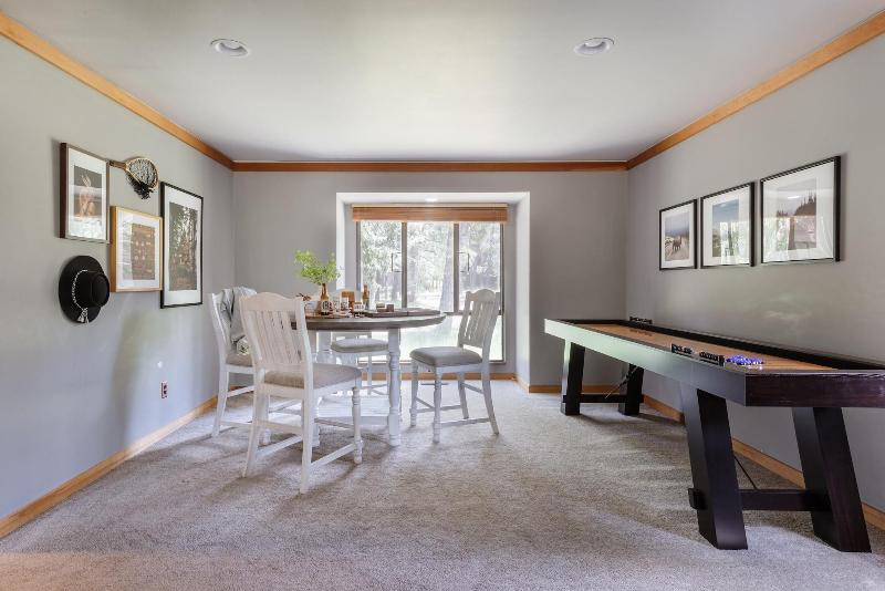 Skylight By Avantstay Elevated Mountain Home W Ho image