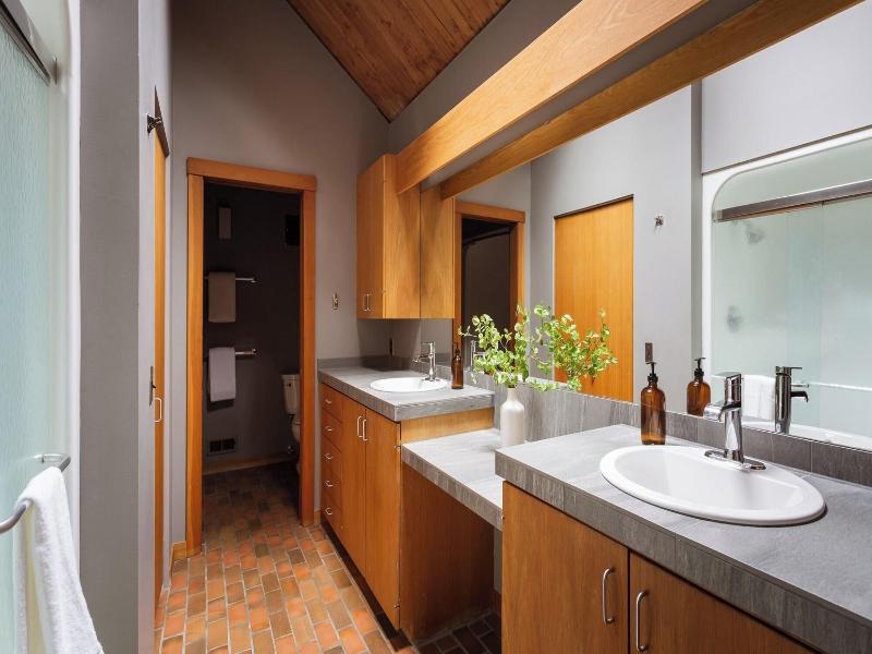 Skylight By Avantstay Elevated Mountain Home W Ho image