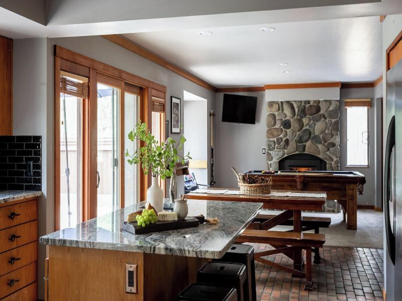 Skylight By Avantstay Elevated Mountain Home W Ho image