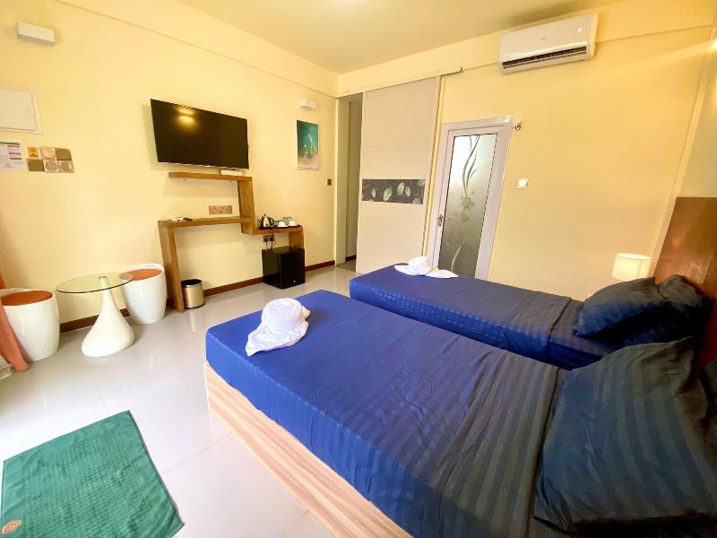 Sands Grand Hotel image