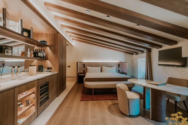 Gran Hotel Mas D En Bruno image