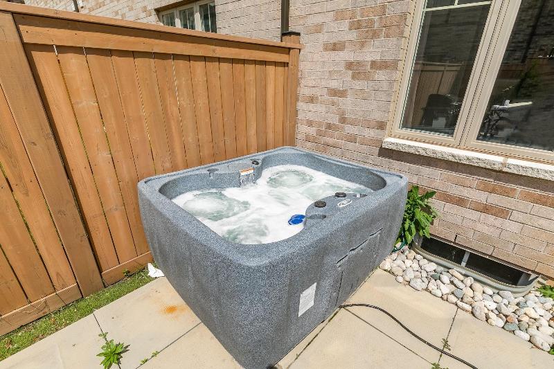 Waterfront 5br Townhouse Hot Tub Sauna — photo 61