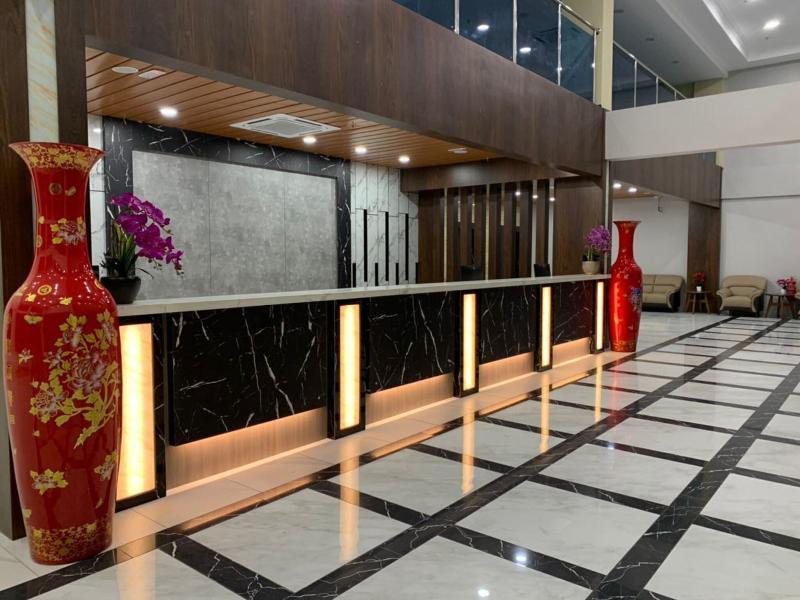 Wing Tat Grand Hotel