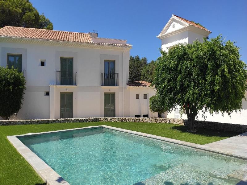 Hostal Alma