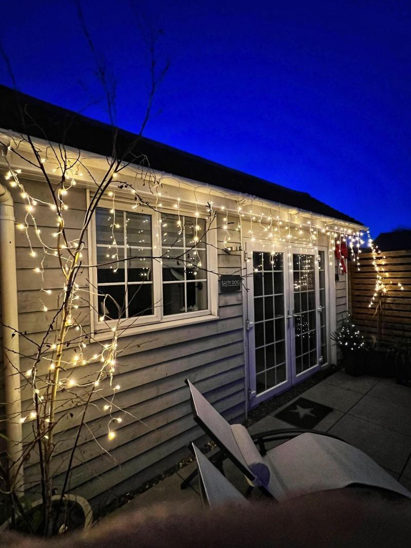 Inviting 1 Bed Cabin In Hayling Island image