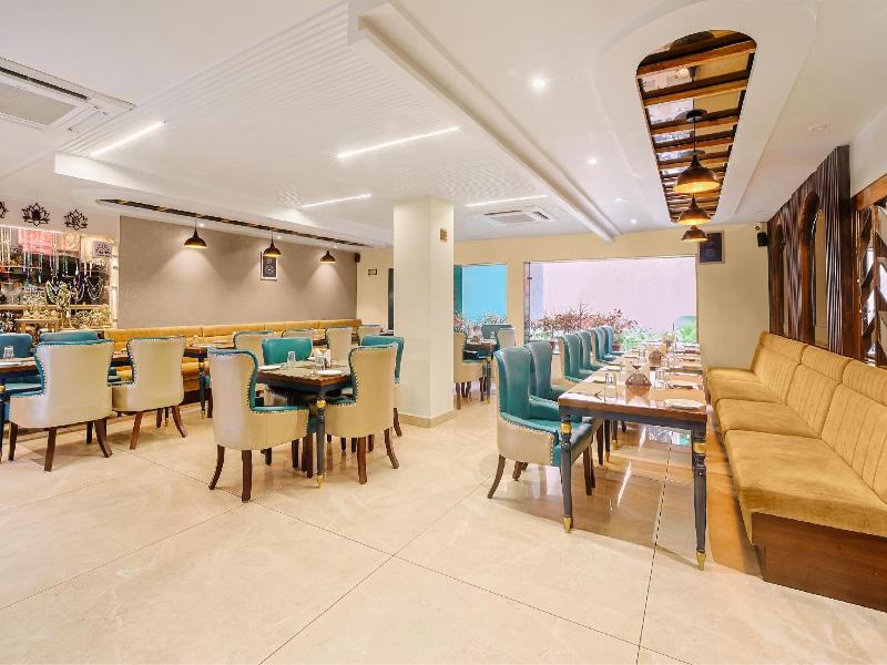 Hotel Green One Earth image