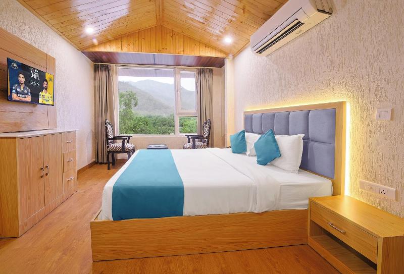 Hotel Green One Earth image