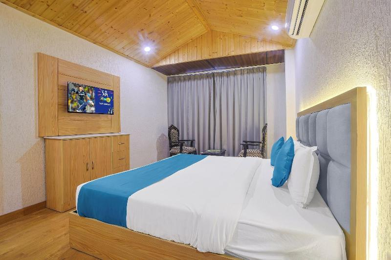 Hotel Green One Earth image