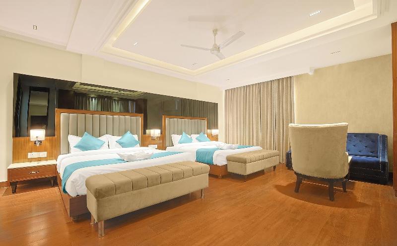 Hotel Green One Earth image