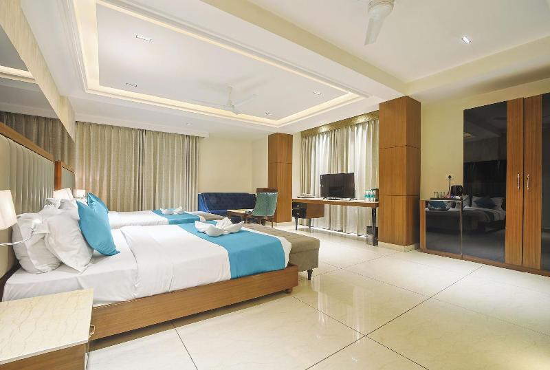 Hotel Green One Earth image