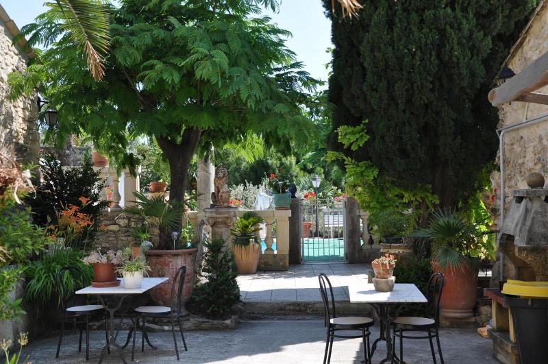 Le Saint Victor image