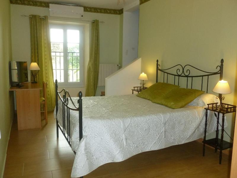 Le Saint Victor image