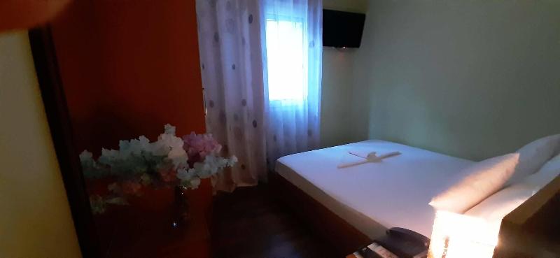 Hotel Bylis image