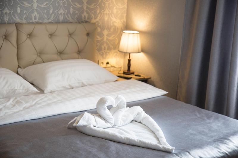 De Mar Hotel image