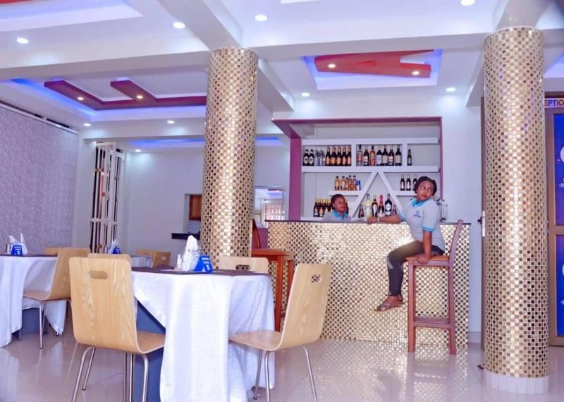 Safdal Hotel image