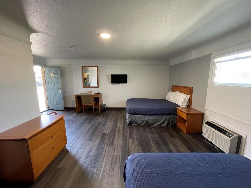 Holiday Motel image