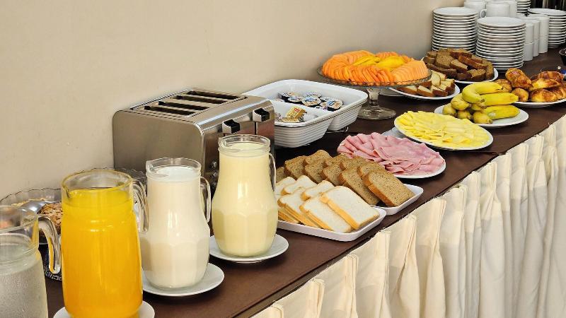 Mensas Grand Hotel image