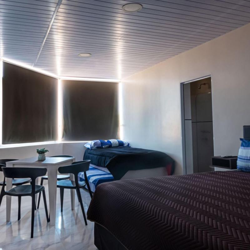 Mensas Grand Hotel image