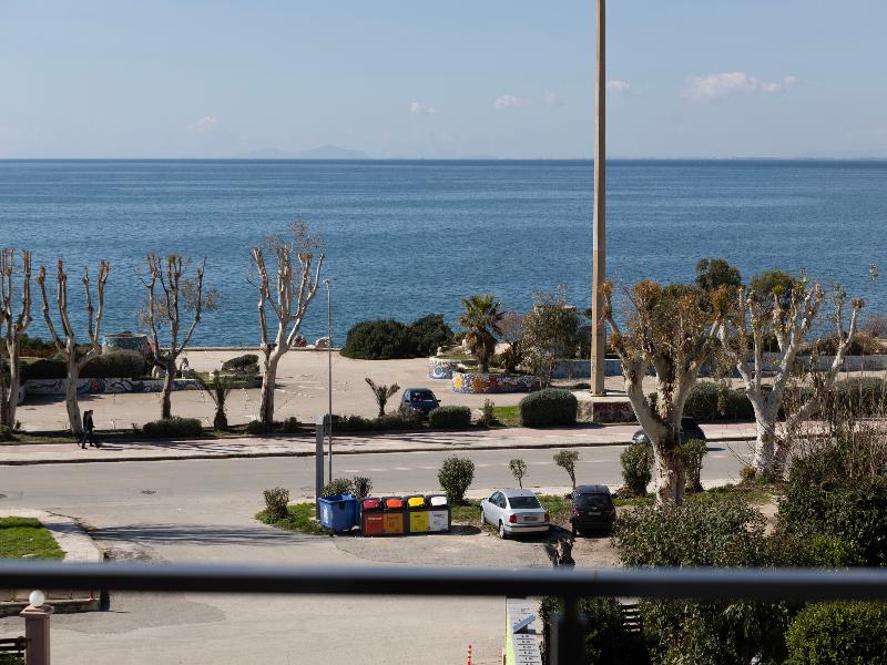 Delfini Patras image