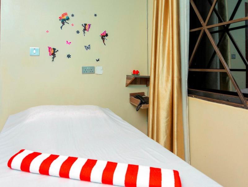 Spotlight Motel image
