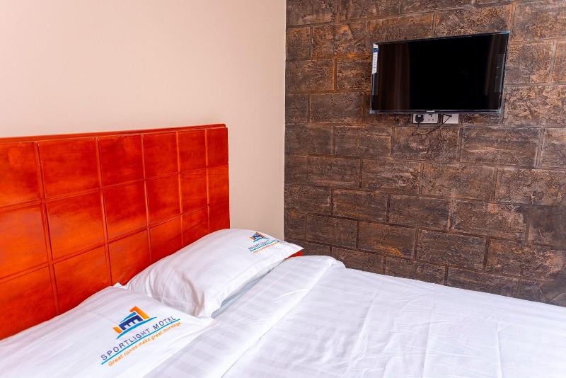 Spotlight Motel image