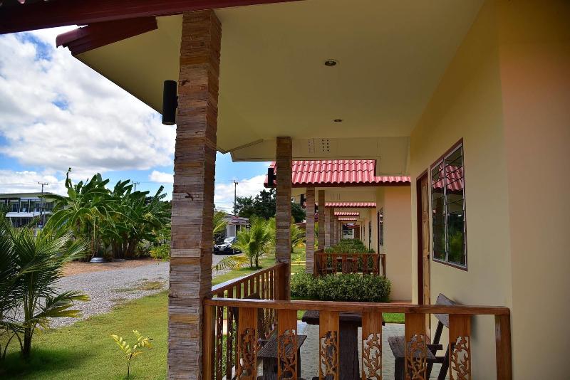 Sermsuk Resort image