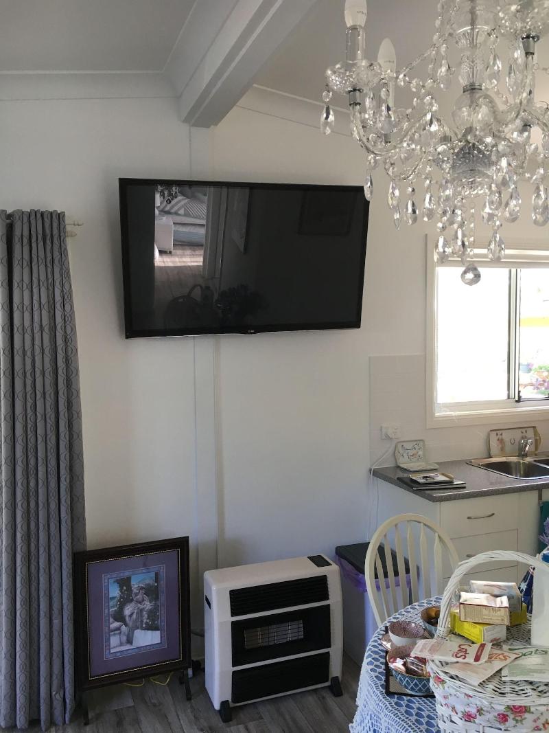 The Best Exotic Magnolia Cottage image