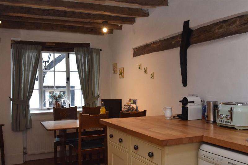 Oak House image