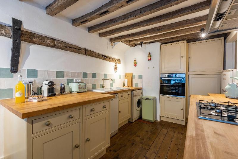 Oak House image
