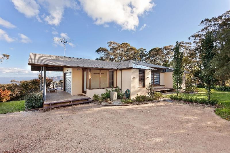 Summer House image