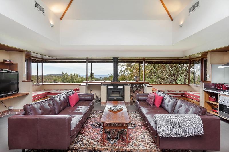 Summer House image