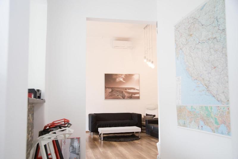 Lovecroatia image