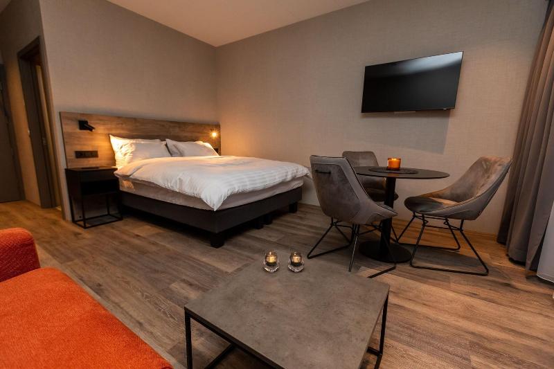 Hotel Halond image