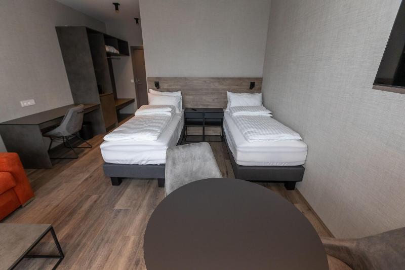 Hotel Halond image