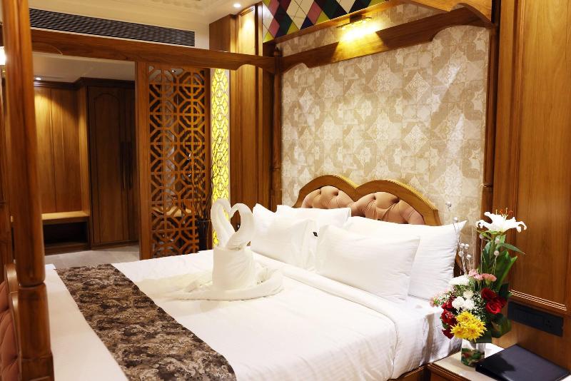 Aj Grand Hotel image