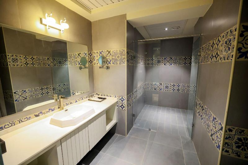 Aj Grand Hotel image