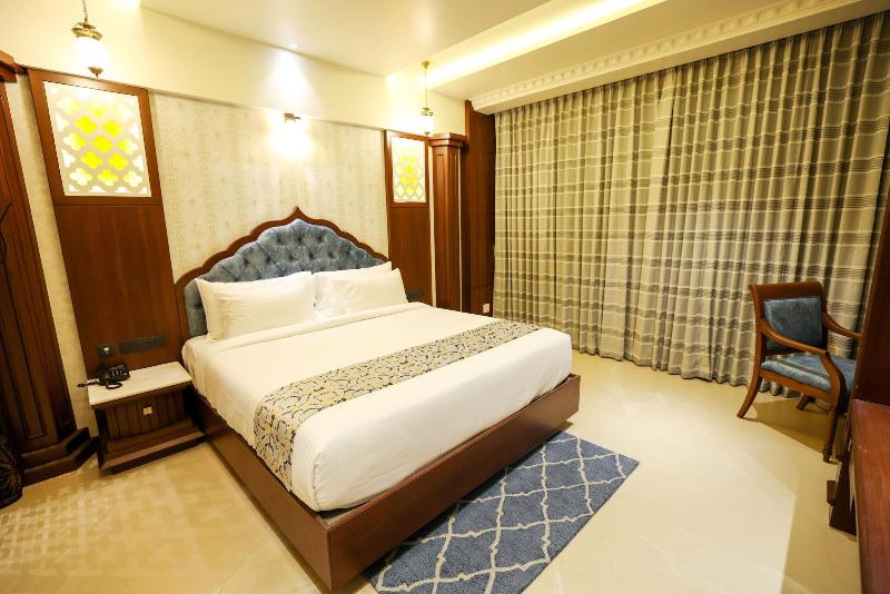 Aj Grand Hotel image