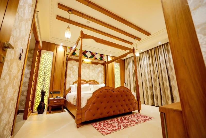 Aj Grand Hotel image