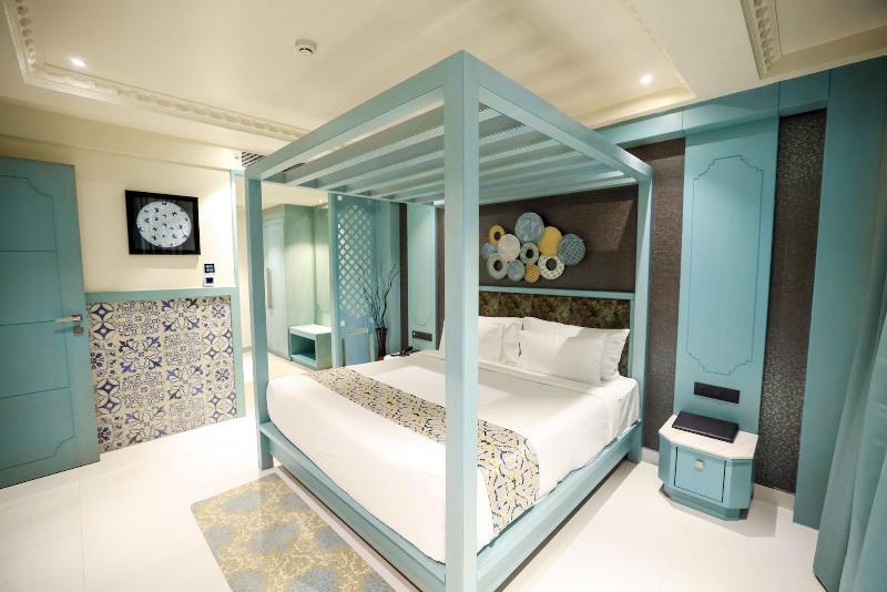Aj Grand Hotel image