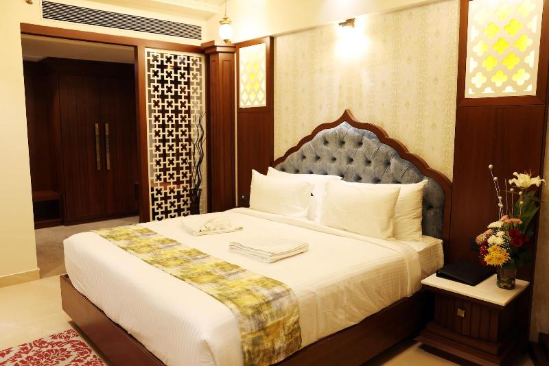 Aj Grand Hotel image