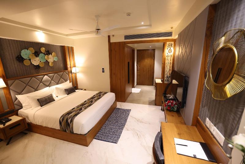 Aj Grand Hotel image