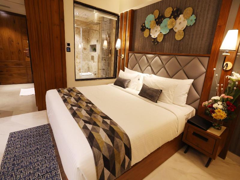 Aj Grand Hotel image