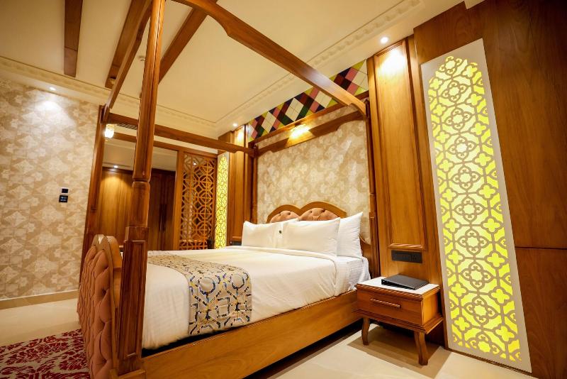 Aj Grand Hotel image
