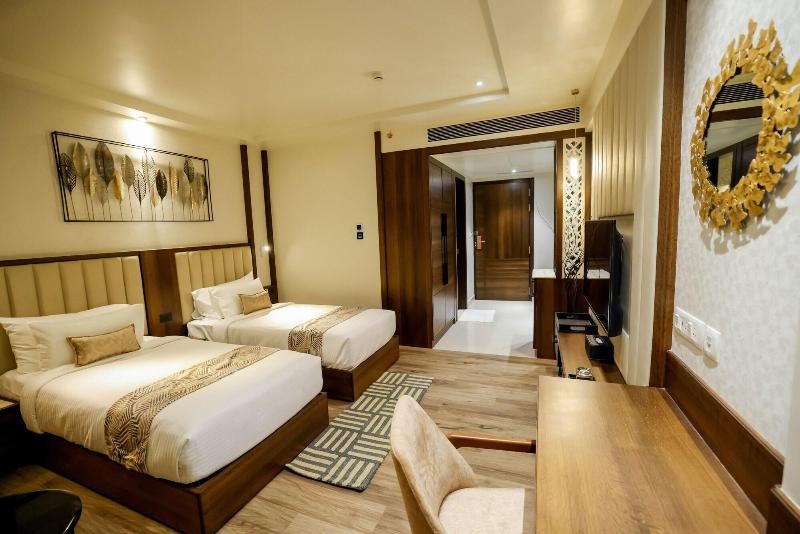 Aj Grand Hotel image