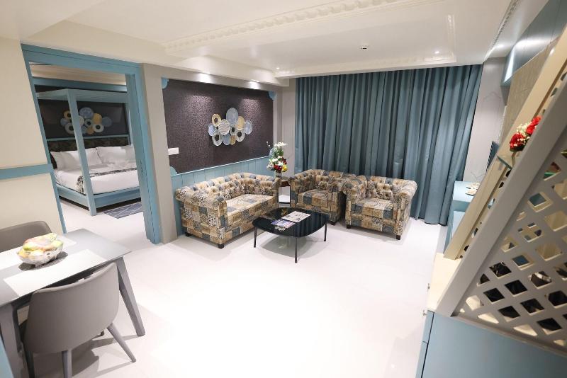 Aj Grand Hotel image