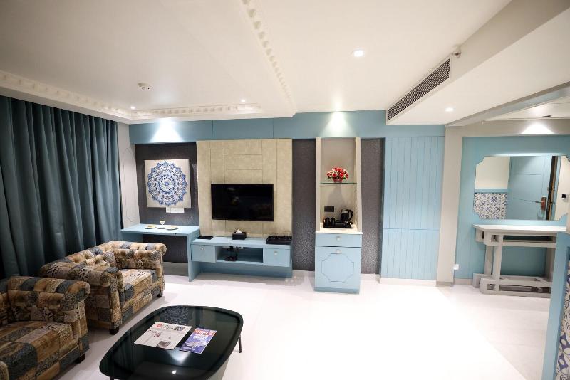 Aj Grand Hotel image